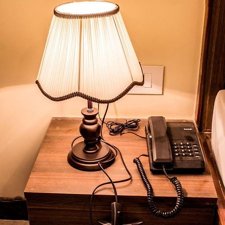Hotel Lav Kush International Varanasi Ngoại thất bức ảnh