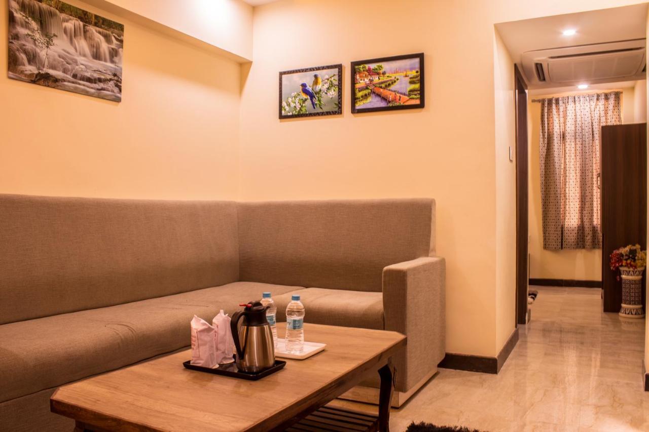 Hotel Lav Kush International Varanasi Ngoại thất bức ảnh